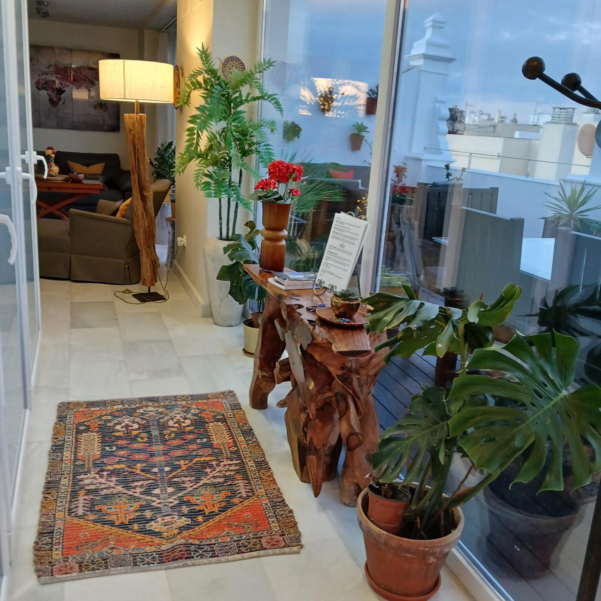 Apartament ***** Attic With Impressive Views And Jacuzzi Kadyks Zewnętrze zdjęcie